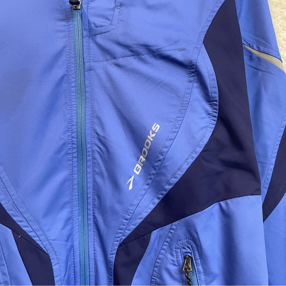 Brooks Womens Large Blue Shelter Tech Full Zip Running Vented Jacket Activewear - Picture 2 of 12